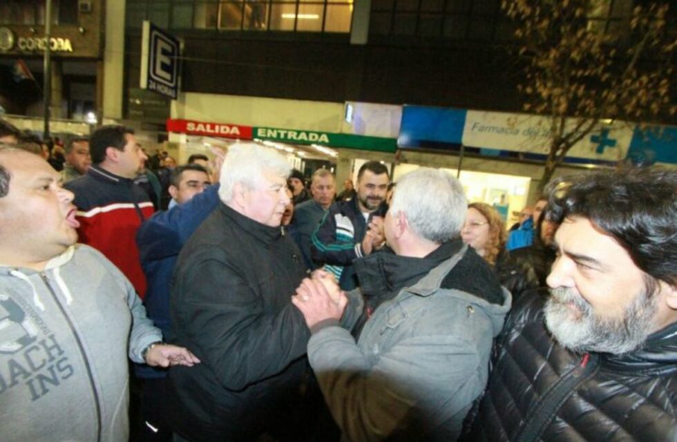 Luz y Fuerza se moviliza este lunes para apoyar a los choferes de UTA