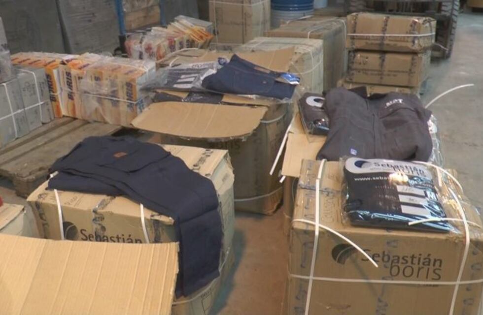 Pico Truncado: Intendencia entrega indumentaria de trabajo a sus empleados