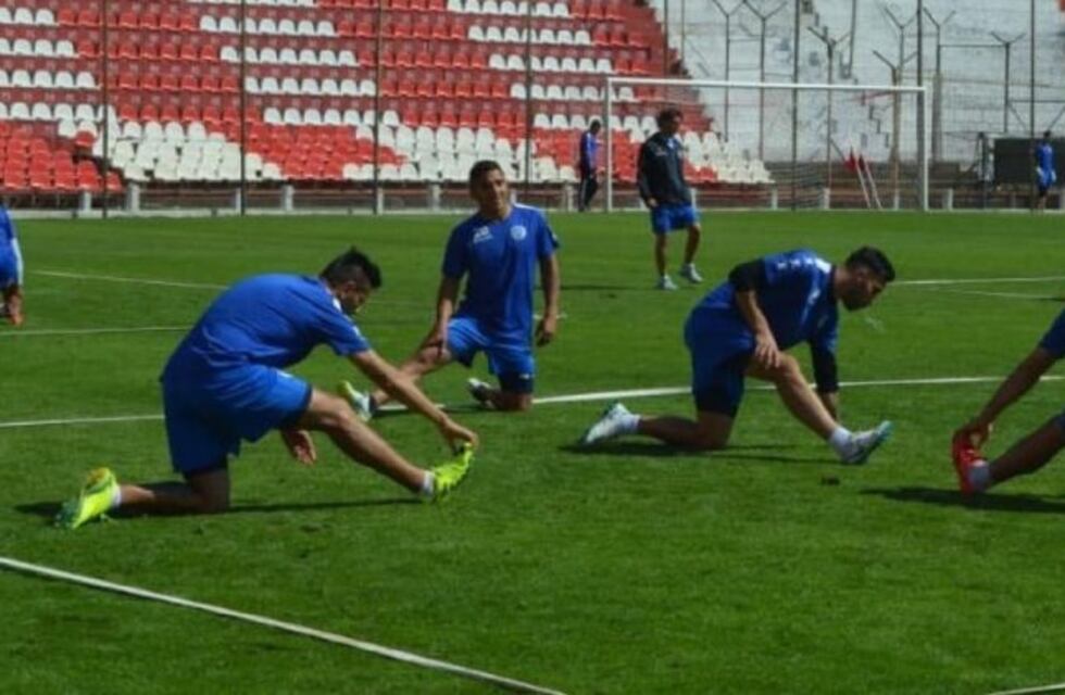 Godoy Cruz practicó en Santa Fe de cara al partido ante Colón