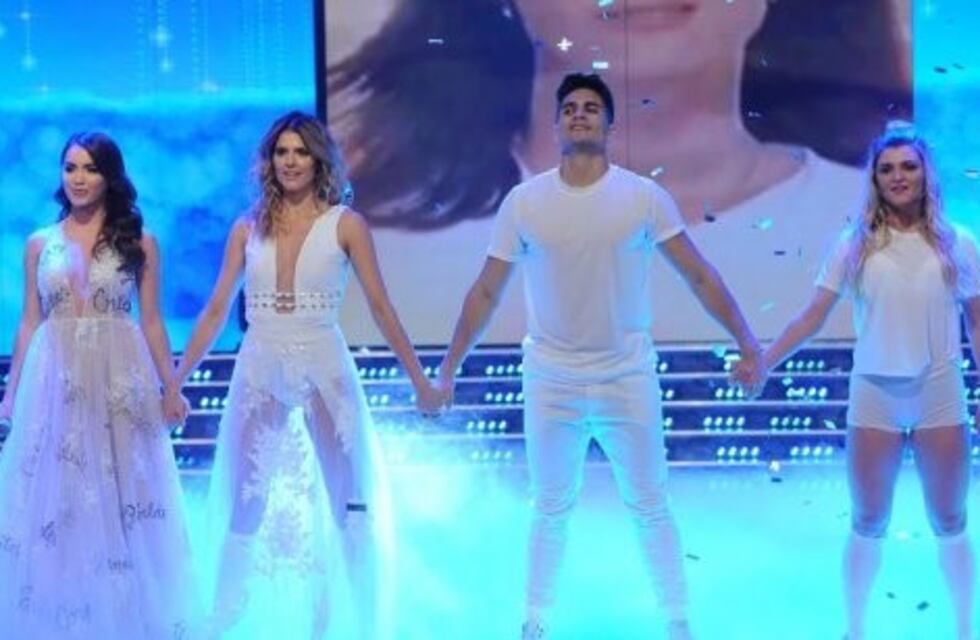 María del Cerro homenajeó a Cris Morena en Showmatch y Lali Espósito cantó un tema de Romina Yan