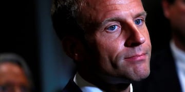 El presidente francés, Emmanuel Macron, habla con los periodistas durante la Cumbre de Acción Climática de las Naciones Unidas de 2019 en la sede de la ONU en Nueva York, Nueva York, EE\u002E UU\u002E, 23 de septiembre de 2019\u002E Crédito: REUTERS / Yana Paskova\u002E