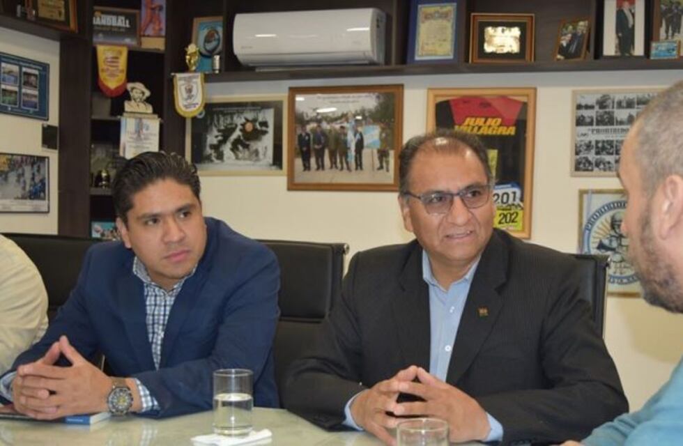 El Intendente recibió al embajador de Bolivia en Argentina