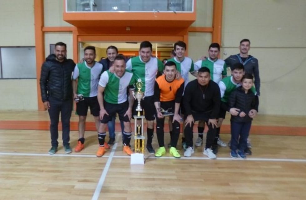 Fin de semana de lideres: La Redonda campeón de la 1° "B" de Futsal