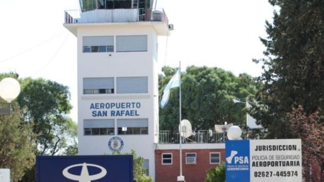 A partir de ese panorama, comenzaron las gestiones para sumar un nuevo vuelo a Buenos Aires