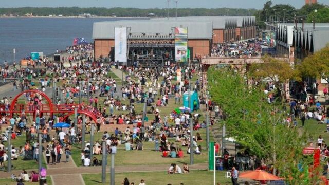 Festejos Día de la Primavera en Rosario