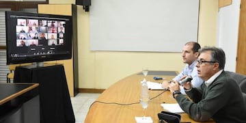 Videoconferencia de Luis Castellano e Ignacio Podio con los clubes de la ciudad