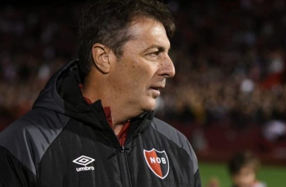 Superliga: Kudelka, el entrenador del mes y el gol de Cacciabue, el más destacado