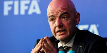 Gianni Infantino, presidente de la FIFA, ratificó el uso del VAR en el Mundial Rusia 2018\u002E / AFP PHOTO / Luis ACOSTA