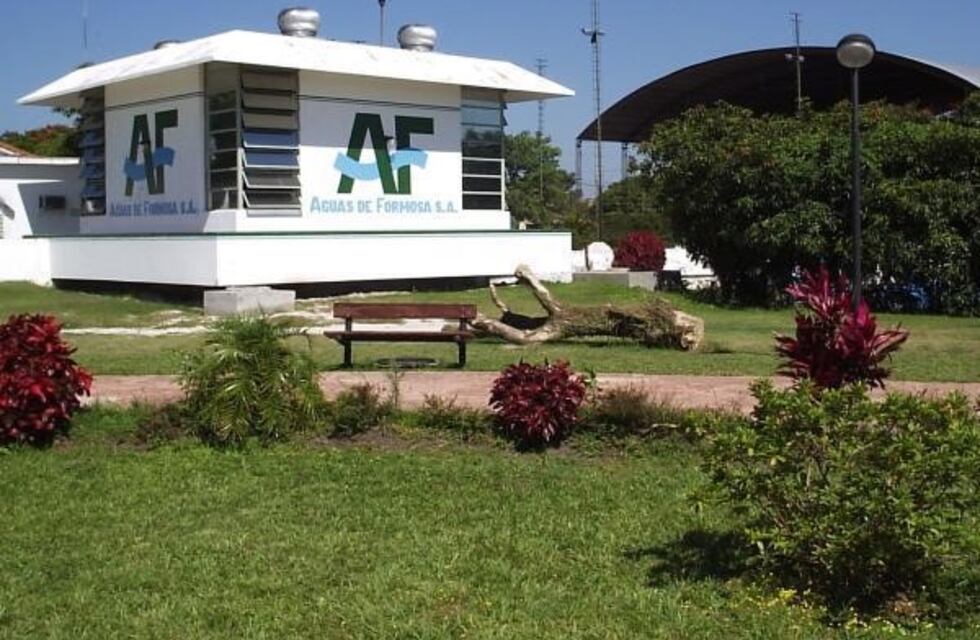 Apagón: Aguas de Formosa informó acerca de dificultades en la provisión de agua potable