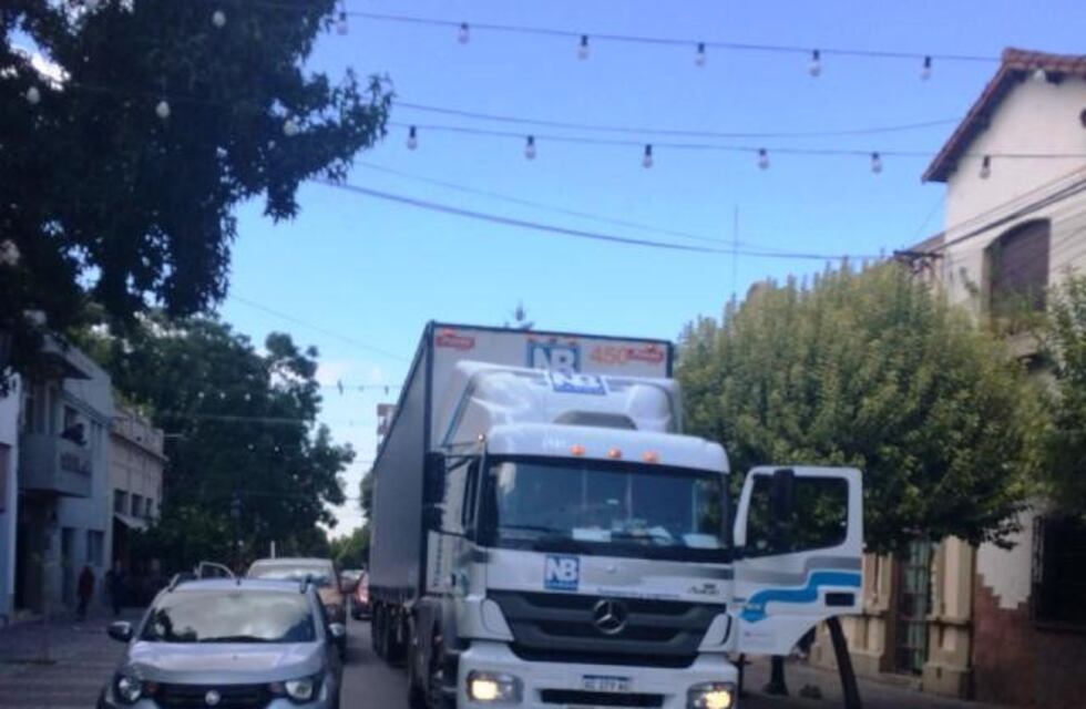 Buscan prohibir camiones y colectivos grandes en el centro salteño