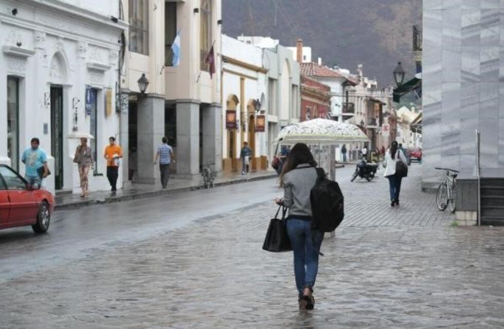 Pronostican un jueves con calor y lluvias en Salta