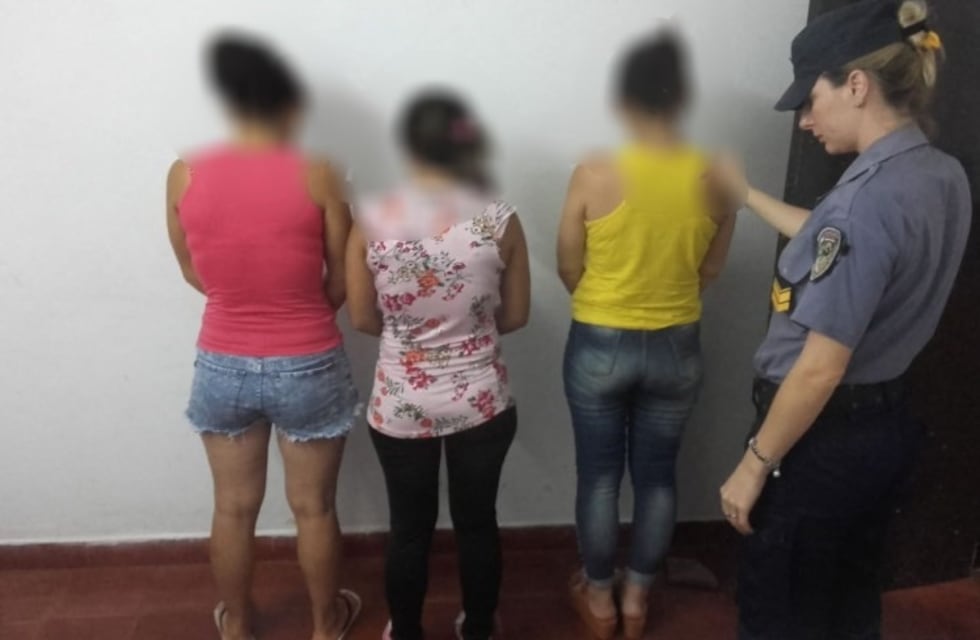 Tres hermanas detenidas por agredir a una joven con un cuchillo en Campo Ramón