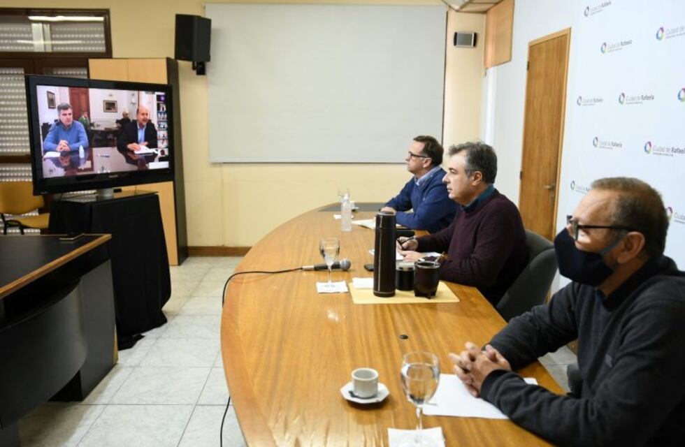Omar Perotti: "No se va a flexibilizar ninguna medida sanitaria"