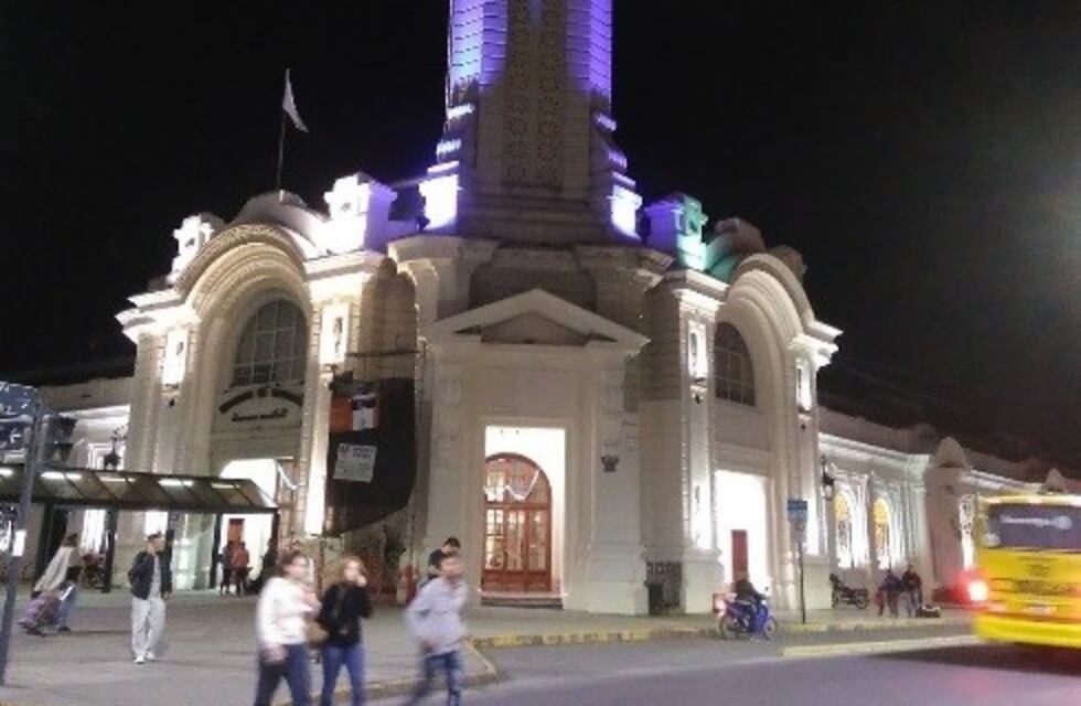 Una joven de 24 años resultó herida en medio de un arrebato en la Terminal de Ómnibus