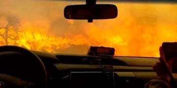 Imagen del video del momento: bomberos pudieron contra las llamas en Villa Giardino\u002E