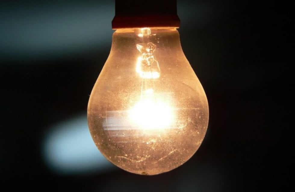 Edesa solicitó un aumento del 34,5% sobre la tarifa de la luz y habrá una audiencia pública