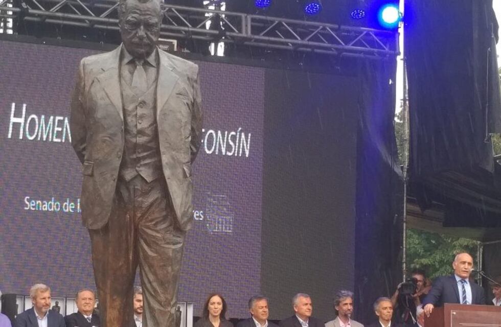 Cornejo: "Como radicales es un orgullo participar de Cambiemos"