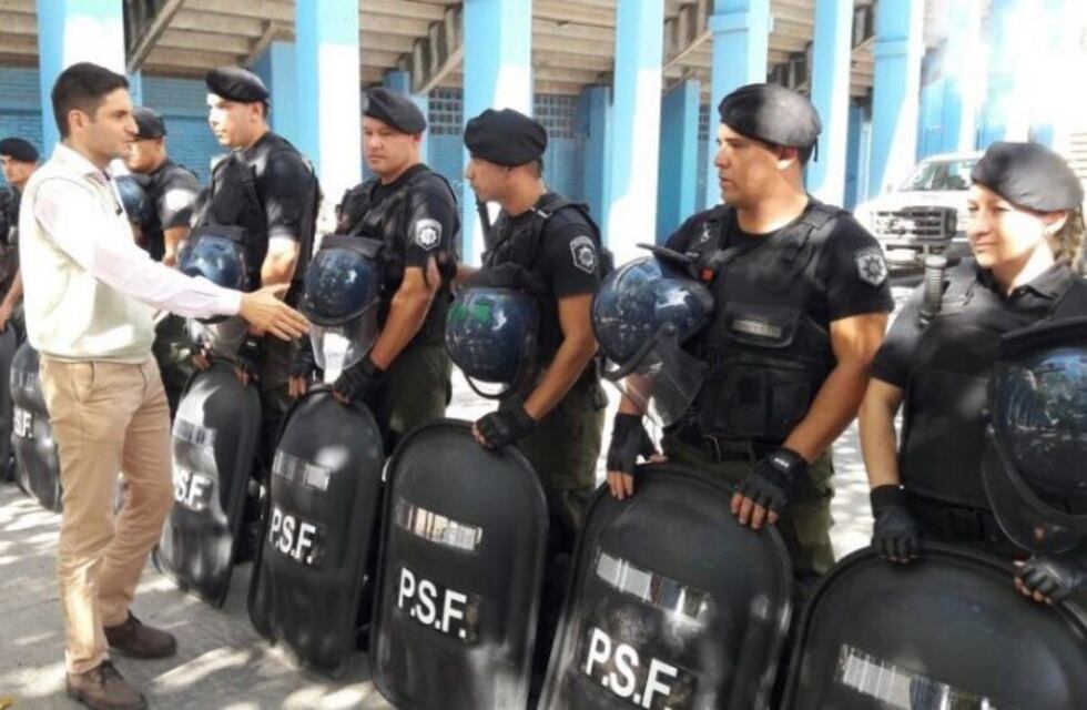 Inminente inicio de los test de consumo de narcóticos a policías: el paso a paso de los análisis que se vienen