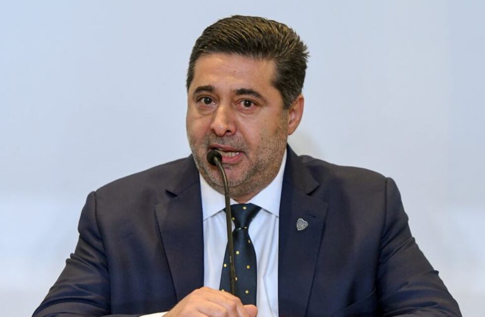 Angelici, sobre las entradas: "Entiendo el enojo pero no hay Bombonera que alcance"