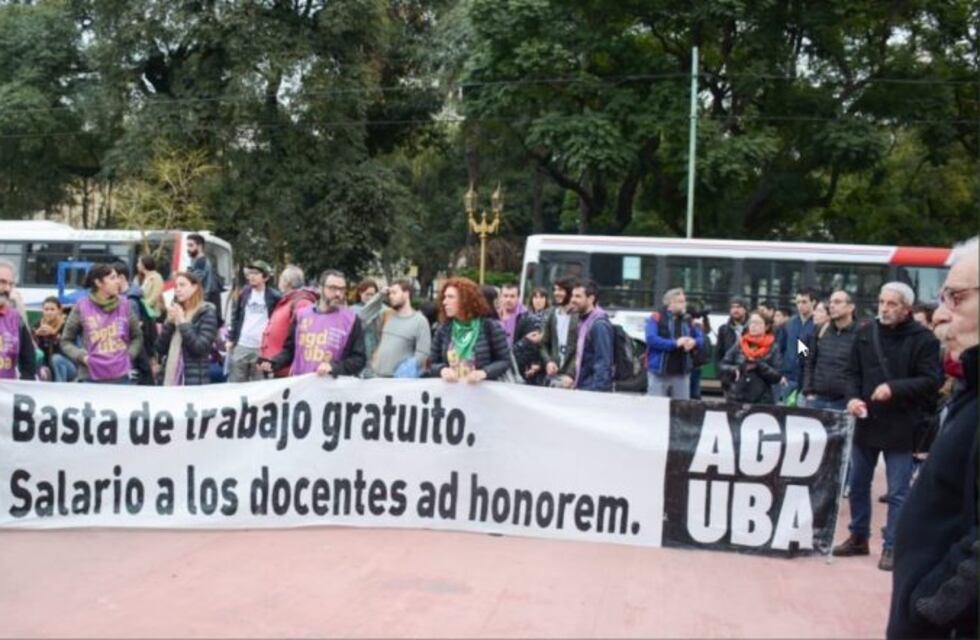 Los docentes universitarios de todo el país paran durante toda esta semana