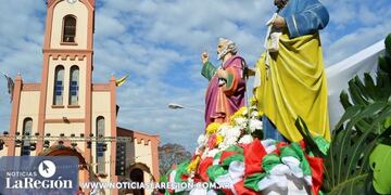 Fiesta de San Pedro y San Pablo en Apóstoles\u002E (La Región)