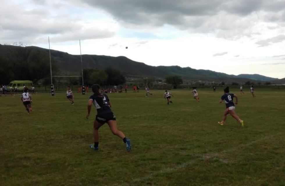 Seven de Tafí: Cardenales ganó en rugby femenino