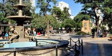 Las altas temperaturas se mantendrán durante todo el fin de semana en Santiago\u002E