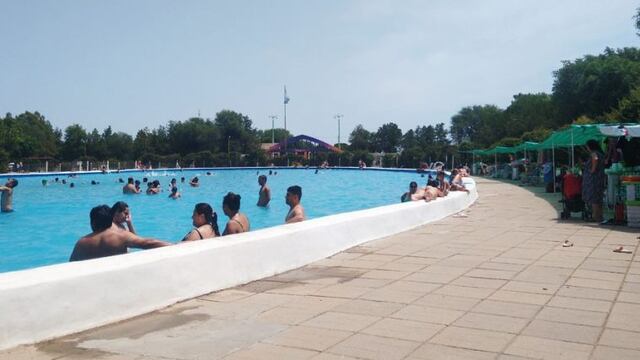 La piscina del balneario tiene la superficie mas grande de La Pampa (Vía Santa Rosa)