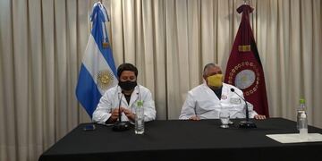 Juan José Esteban y Gustavo Rua durante una conferencia de prensa (Foto de Informate Salta)