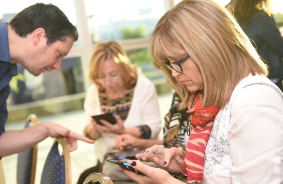 Empezó la entrega de tablets a todas las escuelas de San Rafael