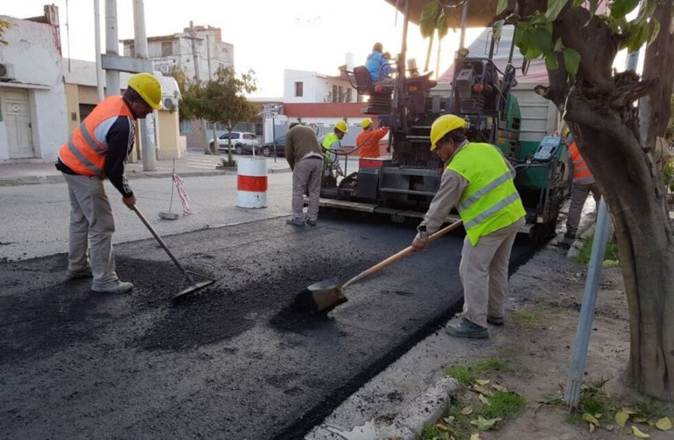 Continúan las obras en las calles de Santiago del Estero
