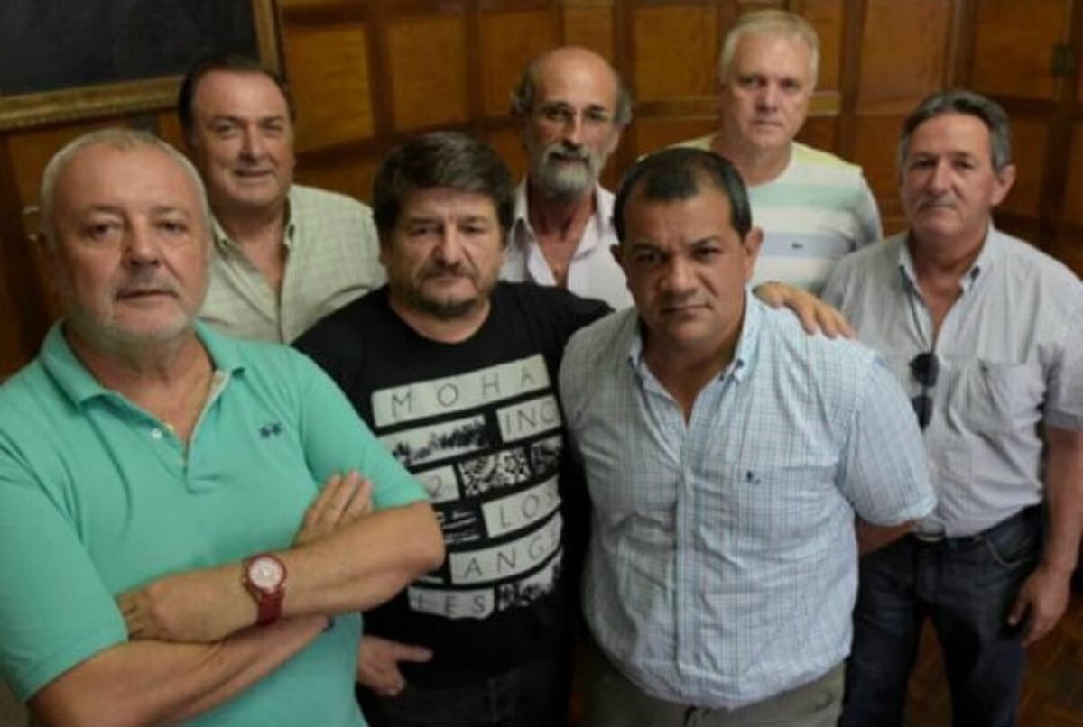 Los gremios expresaron la necesidad de poner un freno a las medidas que afectan a los trabajadores\u002E