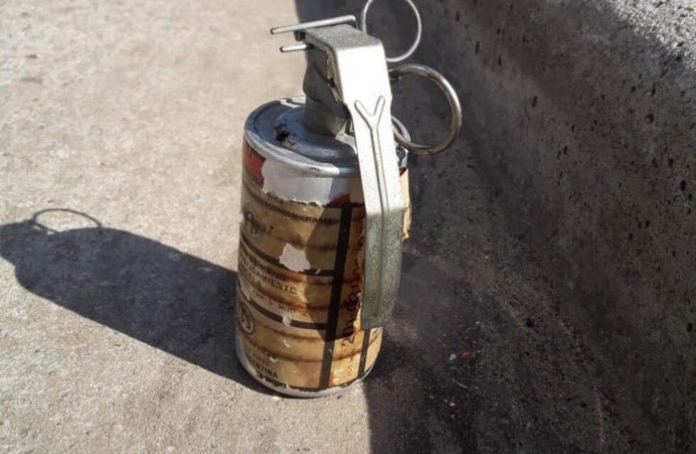 Encontraron una granada de gas lacrimógeno cerca de La Fluvial