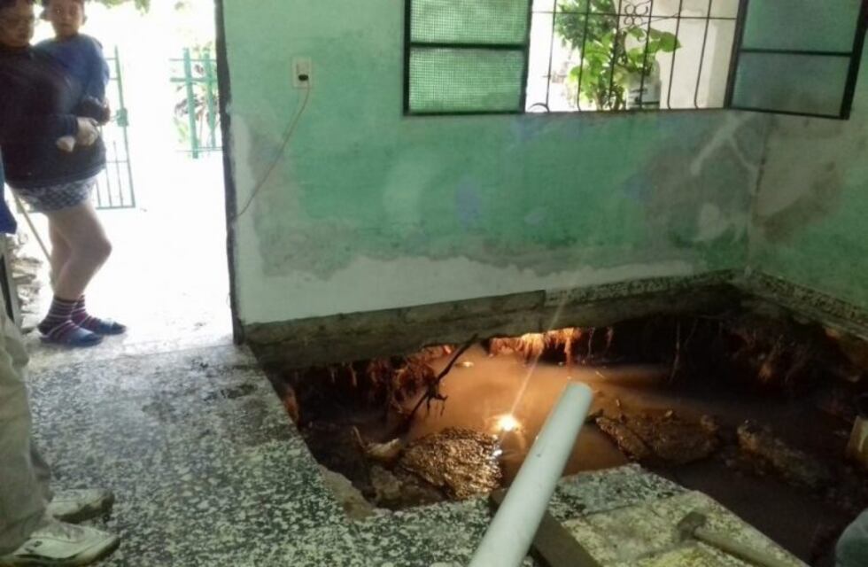 Se desmoronó el piso de una casa en Paraná