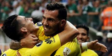 Tevez regresará a la titularidad ante Independiente\u002E (Foto: REUTERS/Paulo Whitaker)