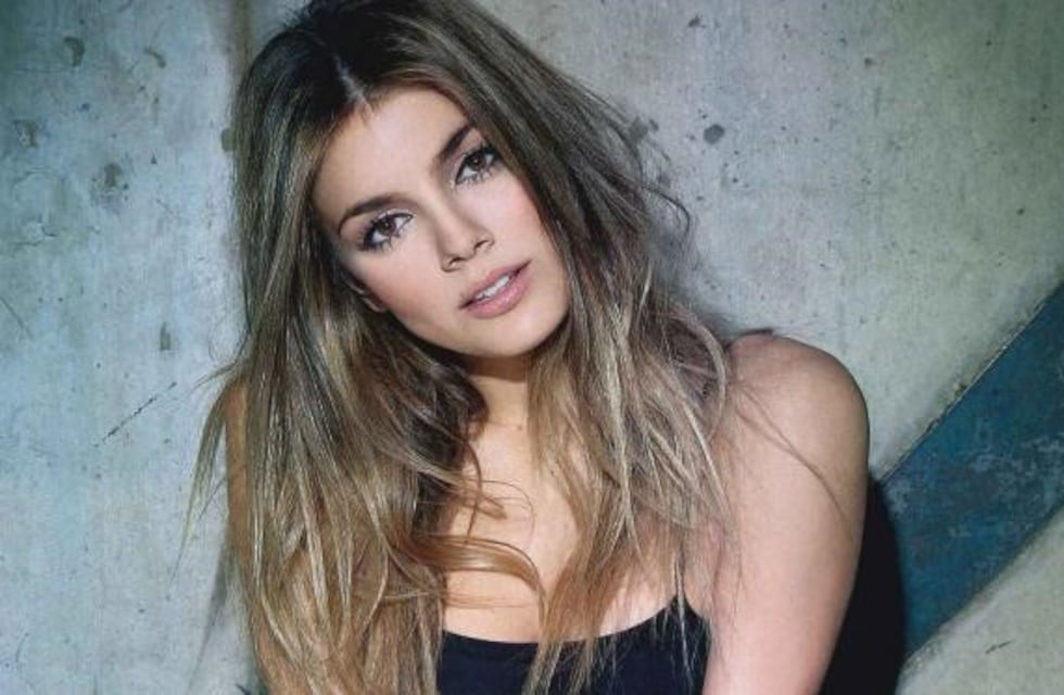 La tirada de cuerito en topless de Natalie Pérez