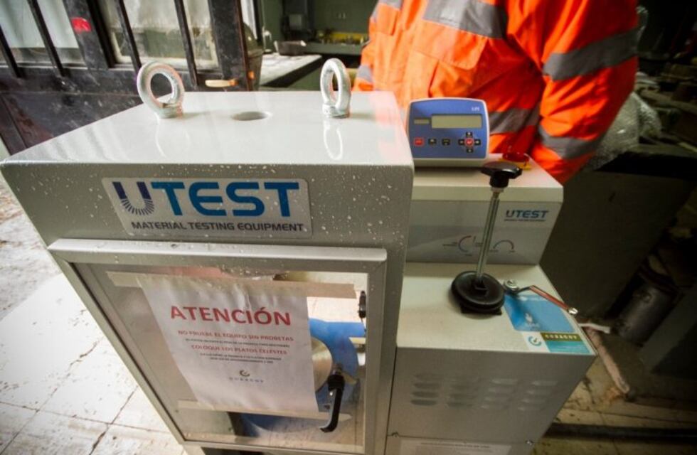 Nueva prensa hidráulica para el servicio municipal