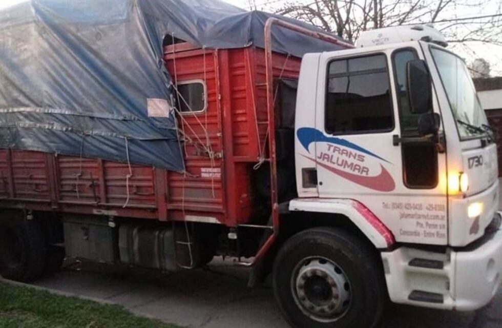 Un camionero concordiense falleció mientras esperaba para descargar mercadería