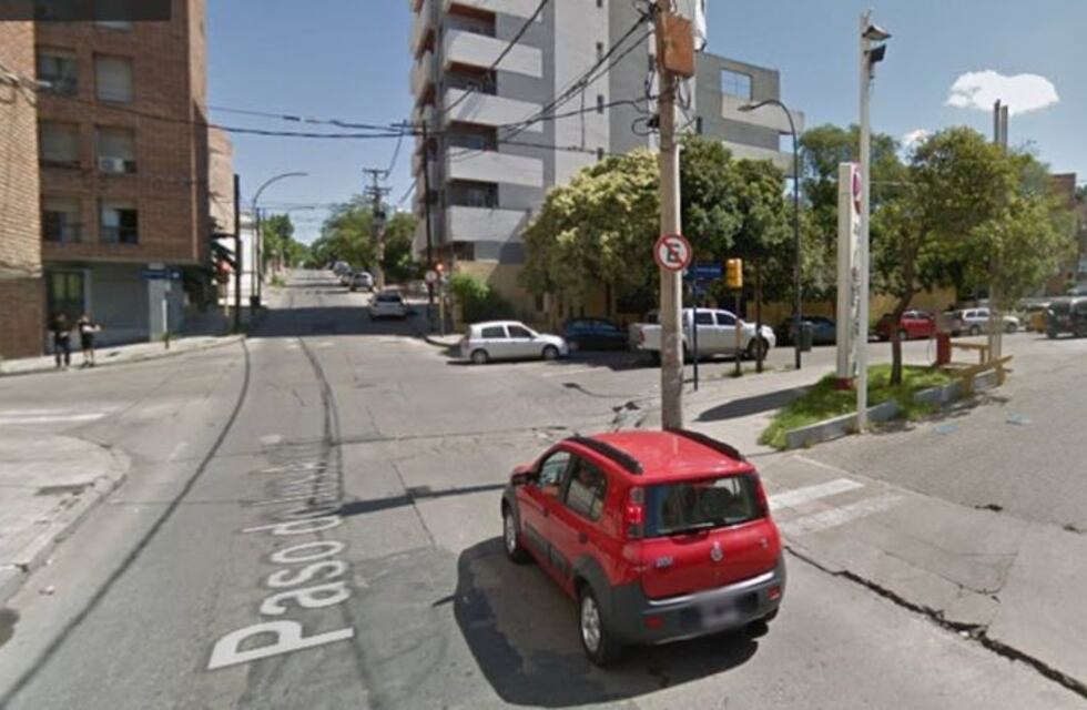 Un motociclista muerto en Córdoba tras chocar contra un colectivo