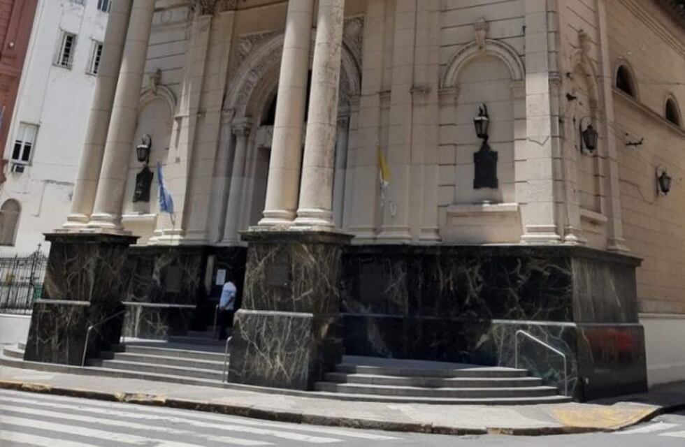 Abrieron la Catedral de Rosario y descubrieron que habían entrado a robar