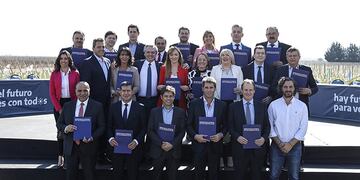 Alberto Fernández y los gobernadores del Frente de Todos en Mendoza\u002E