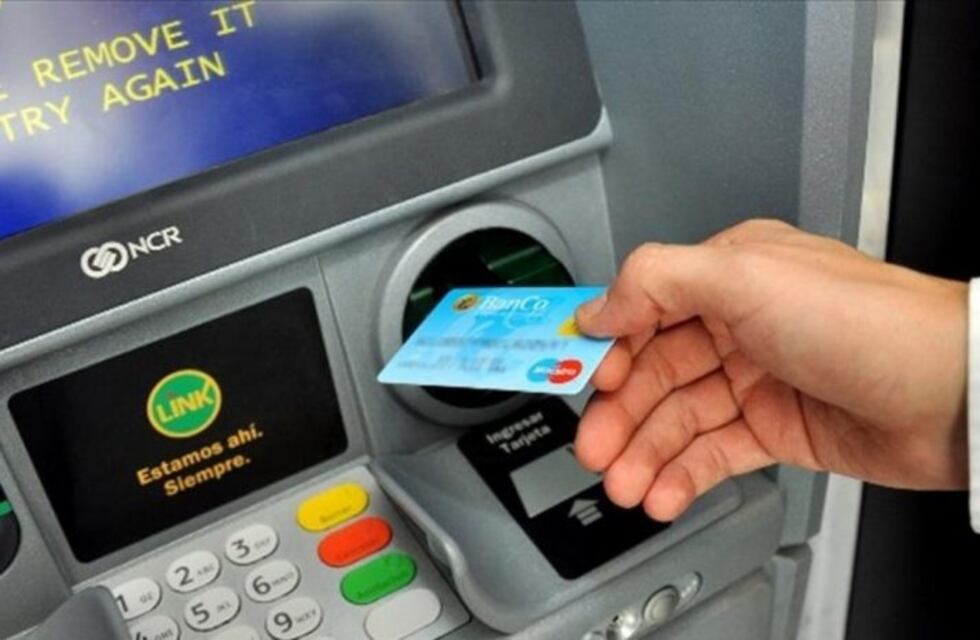 El martes comienza el pago de sueldos de noviembre a empleados estatales