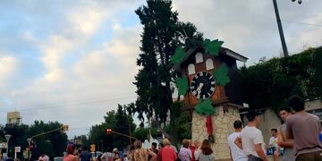 Reloj Cucú de Carlos Paz\u002E