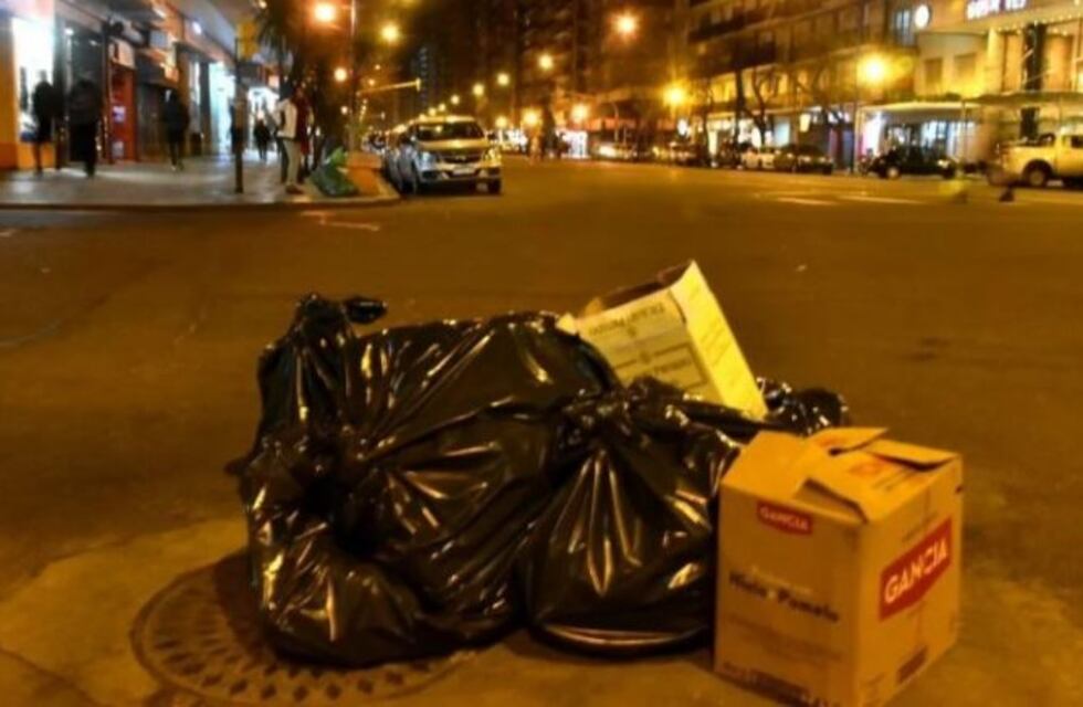 Sin recolección: Mar del Plata amaneció con basura en sus calles
