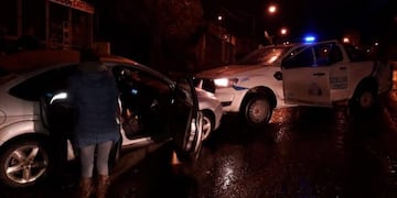 Detuvieron a tres hombres que viajaban con dos menores, un arma de fuego y el conductor alcoholizado\u002E