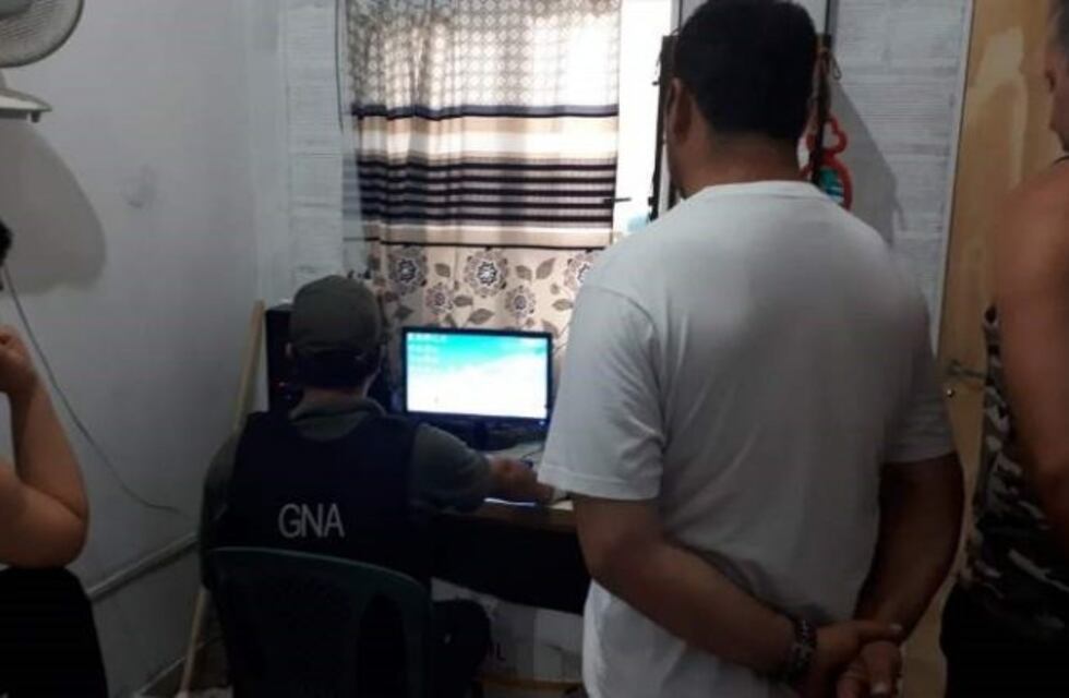 Investigan una conexión local con una red de pornografía infantil