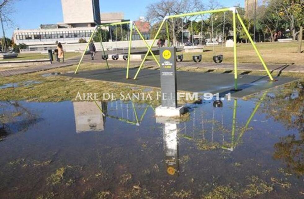 Inauguraron un parque en Santa Fe y se inundó a los tres días