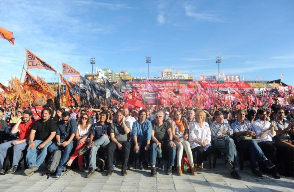 En réplica al Gobierno nacional, el FIT presentó sus diez puntos