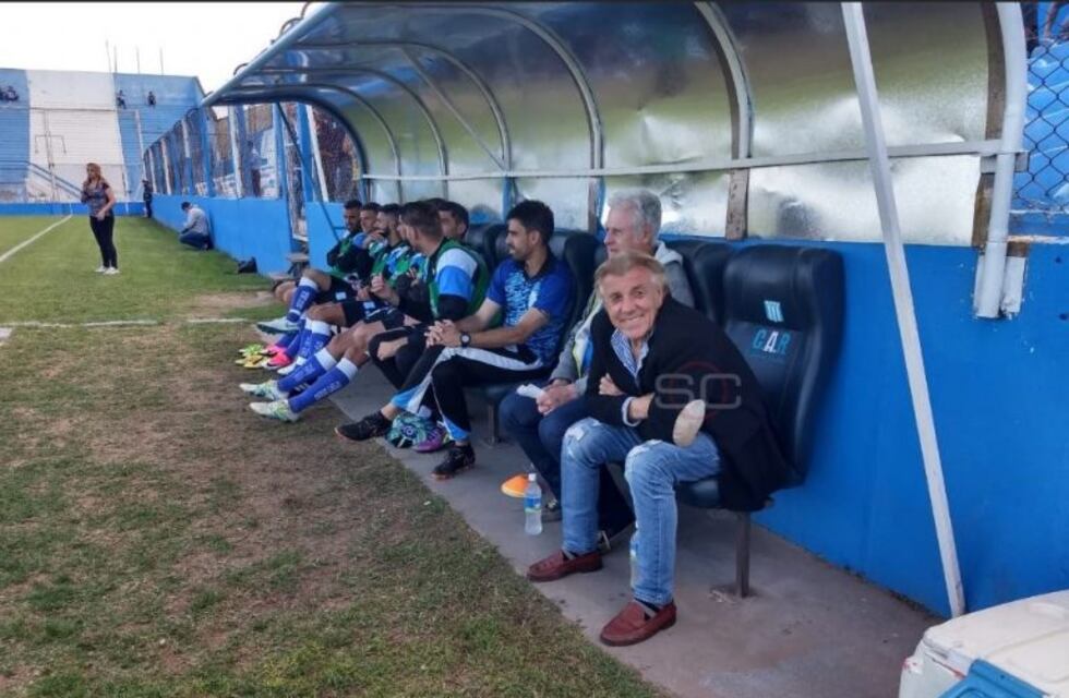 Racing empató con Estudiantes de Río Cuarto y termina el año último en la tabla