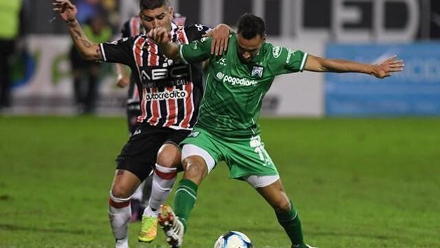 Ferro y Chacarita igualaron con marcador en blanco. Y la Gloria lo puede aprovechar.